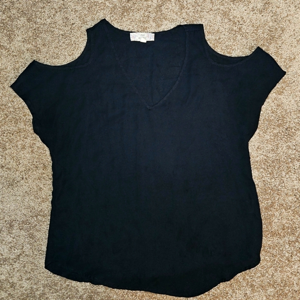 Cold shoulder, semi-sheer short sleeved blouse EUC size S